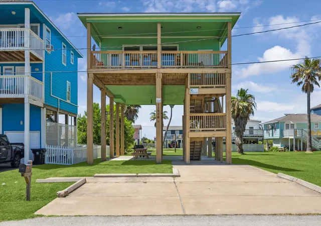 1st image of 11216 Reagor Way, Galveston, TX 77554 | MLS# 90161978