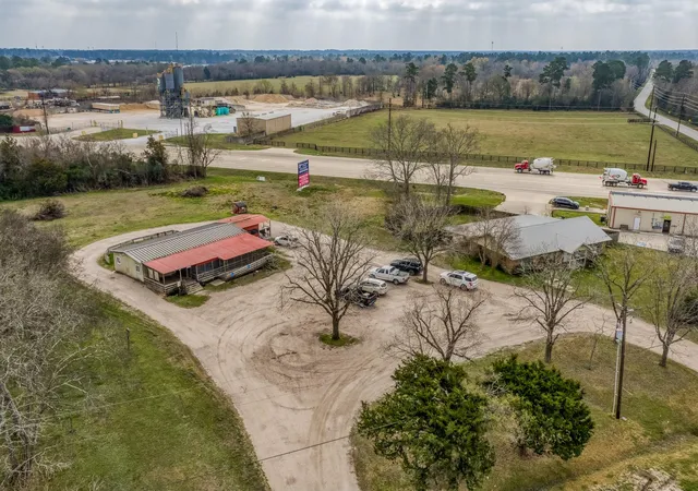 Photo 1 of Land for sale at 31608 Old Hempstead Rd, Magnolia, TX 77355 | MLS# 63265998 | Listing updated on 2026-08-31