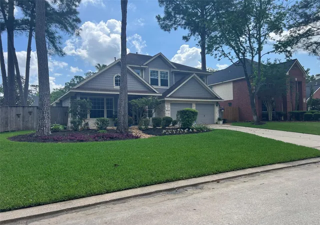 Photo 2 of Single family home for sale at 26 Merit Woods Pl, Spring, TX 77382 | MLS# 43597337 | Listing updated on 2026-09-16