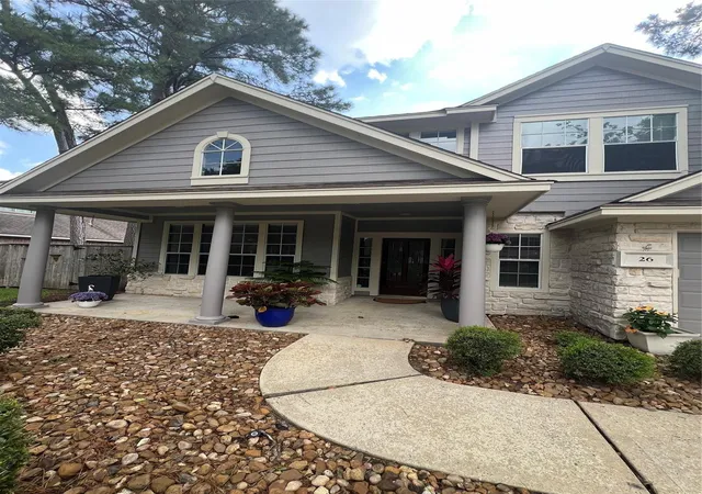 Photo 4 of Single family home for sale at 26 Merit Woods Pl, Spring, TX 77382 | MLS# 43597337 | Listing updated on 2026-09-16