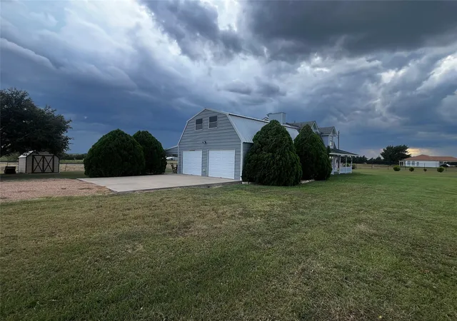 4th image of 1100 Swiss Alp Hills Loop, Schulenburg, TX 78956 | MLS# 59157996