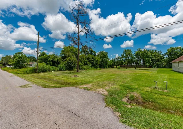 Homes for sale in La Marque, TX | 4905 Lawndale St, La Marque, TX 77568 | MLS# 27113314