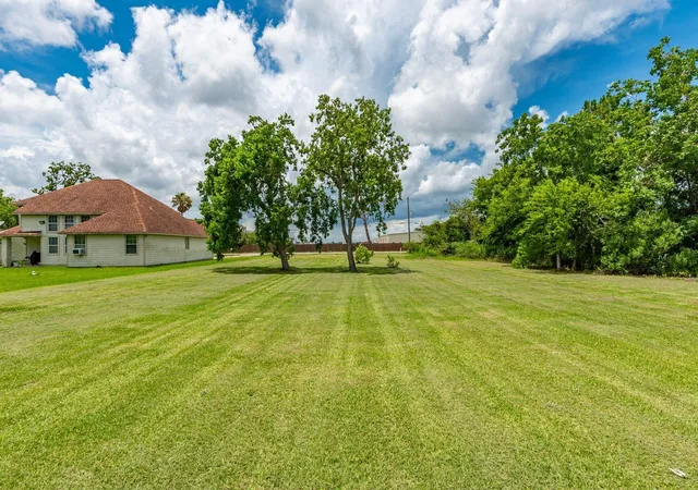 Homes for sale in La Marque, TX | 4905 Lawndale St, La Marque, TX 77568 | MLS# 27113314