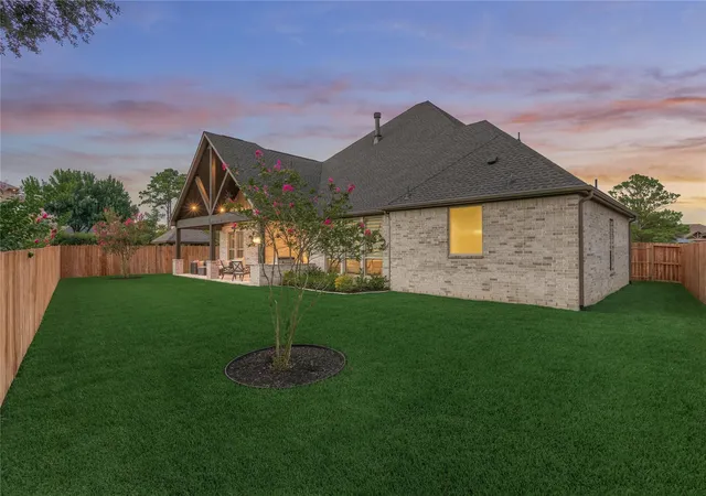Photo 2 of Single family home for sale at 22 Darien Ct, Montgomery, TX 77356 | MLS# 83206316 | Listing updated on 2026-09-04
