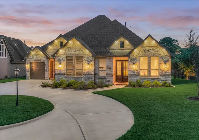Photo 4 of Single family home for sale at 22 Darien Ct, Montgomery, TX 77356 | MLS# 83206316 | Listing updated on 2026-09-04