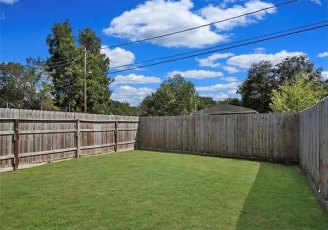 7th image of 995 Junell St, Houston, TX 77088 | MLS# 82277196