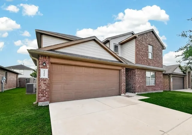 Photo 3 of Single family home for sale at 9206 Rustling Manor Ln, Richmond, TX 77407 | MLS# 43937814 | Listing updated on 2026-09-12