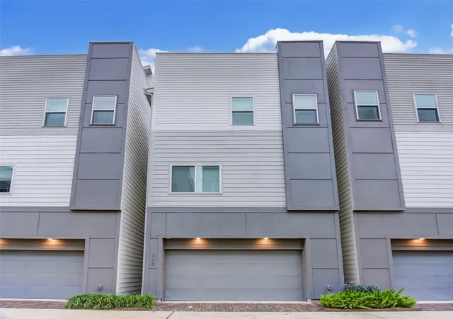 2nd image of 339 Eado Park Cir, Houston, TX 77020 | MLS# 2979252