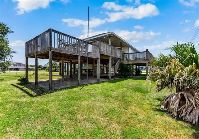 Homes for sale in Crystal Beach, TX | 970 Gulfview Dr, Crystal Beach, TX 77650 | MLS# 65690915