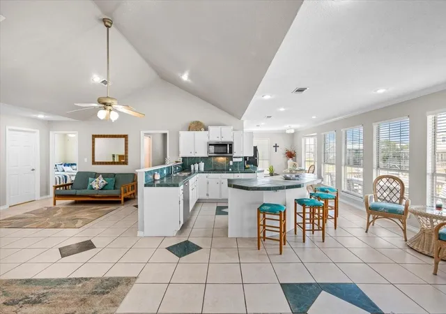 Homes for sale in Crystal Beach, TX | 970 Gulfview Dr, Crystal Beach, TX 77650 | MLS# 65690915