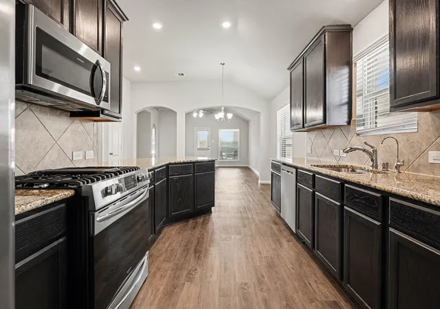 2nd image of 8817 Voyager Dr, Texas City, TX 77591 | MLS# 82508175