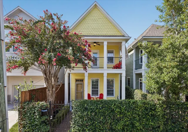 1st image of 5818 Kiam St, Houston, TX 77007 | MLS# 51399772