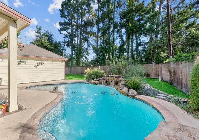 Photo 3 of Single family home for sale at 12910 Chriswood Dr, Cypress, TX 77429 | MLS# 3311639 | Listing updated on 2026-09-19