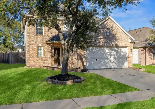 3rd image of 2202 Chelsea Vale Dr, Fresno, TX 77545 | MLS# 30765722