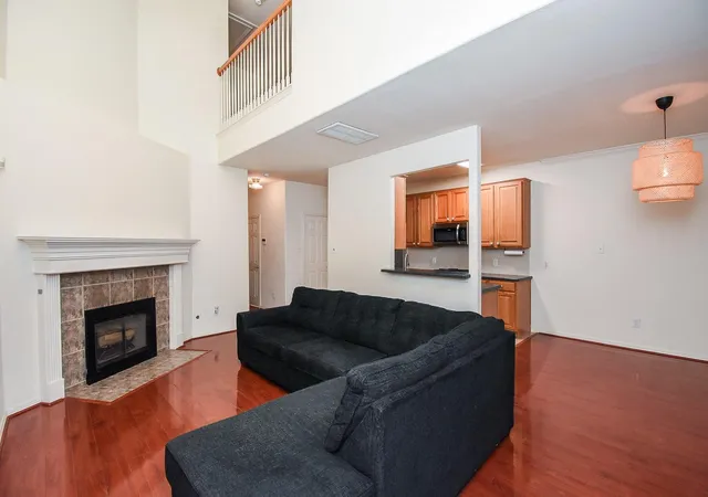 Photo 4 of Townhouse for sale at 13646 Garden Grv, Houston, TX 77082 | MLS# 93752821 | Listing updated on 2026-08-03