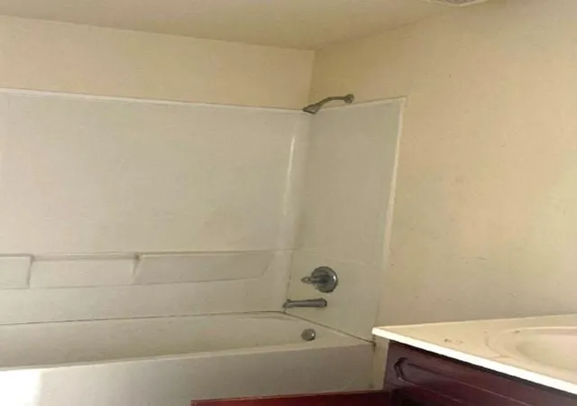 7th image of 709 38th St, Galveston, TX 77550 | MLS# 87316984