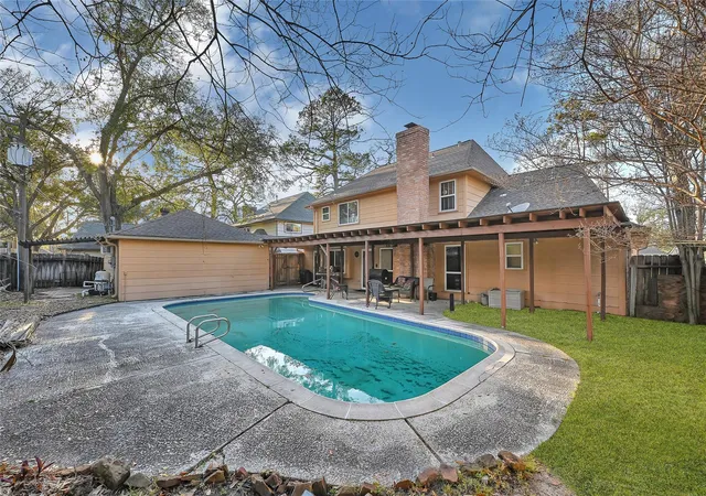 Photo 3 of Single family home for sale at 5619 Spanish Oak Dr, Houston, TX 77066 | MLS# 40714477 | Listing updated on 2026-08-31