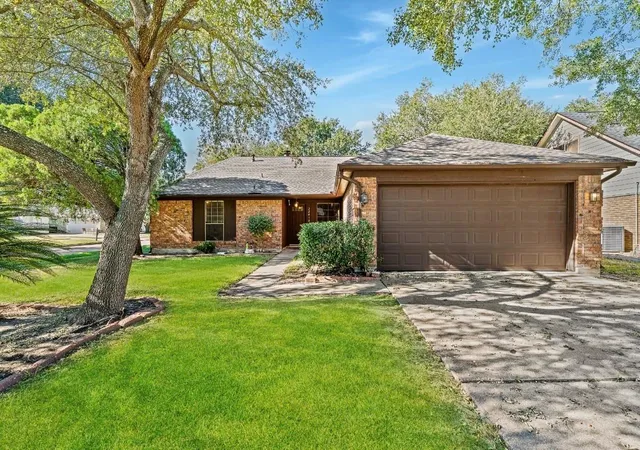 Photo 2 of Single family home for sale at 22018 Silver Lode Dr, Katy, TX 77450 | MLS# 78524361 | Listing updated on 2026-09-14