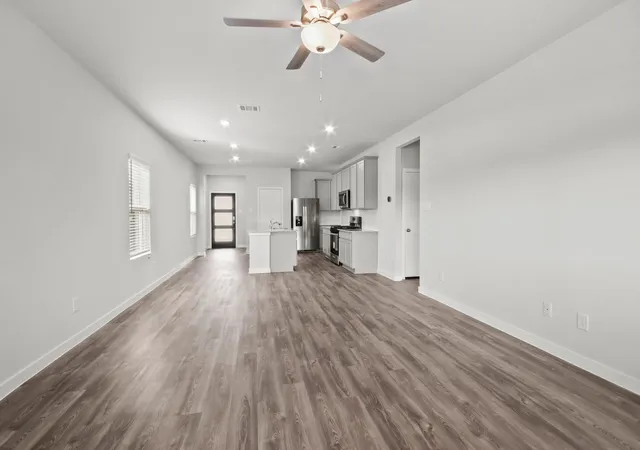 3rd image of 26207 Venus Trap Trl, Katy, TX 77493 | MLS# 51418509