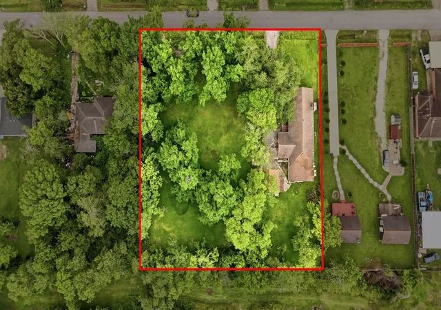 3rd image of 9318 Klondike St, Houston, TX 77075 | MLS# 6714237