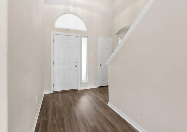 Photo 4 of Single family home for sale at 20518 Jasmine Leaf Trl, Humble, TX 77338 | MLS# 25283360 | Listing updated on 2026-09-20