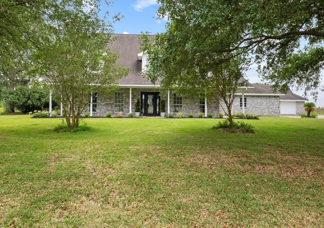 Homes for sale in Beaumont, TX | 16421 Westbury Rd, Beaumont, TX 77713 | MLS# 15552348