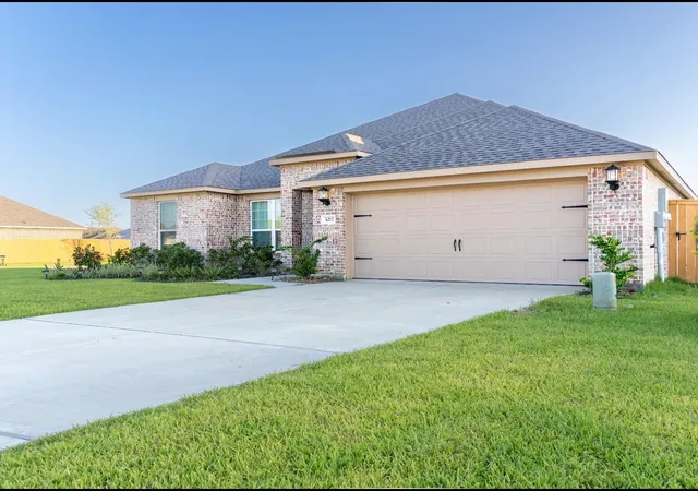 2nd image of 3217 Banyan Dr, Santa Fe, TX 77510 | MLS# 22073654