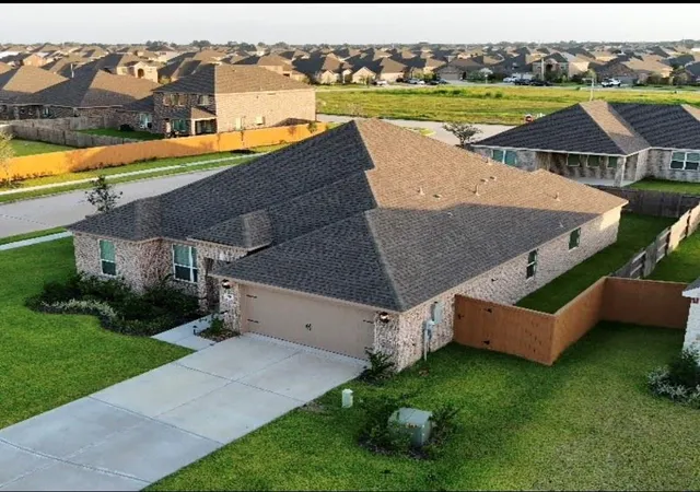 4th image of 3217 Banyan Dr, Santa Fe, TX 77510 | MLS# 22073654