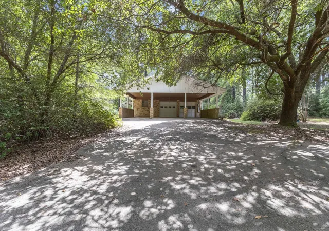 2nd image of 506 County Road 4580 S, Spurger, TX 77660 | MLS# 54843605