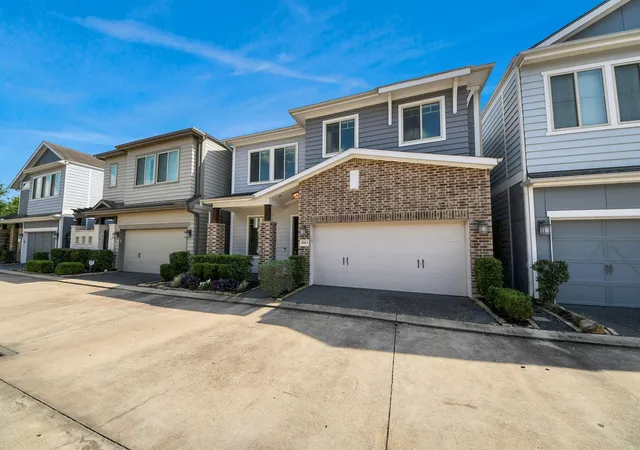2nd image of 8913 Aventino Wy, Houston, TX 77080 | MLS# 37652507