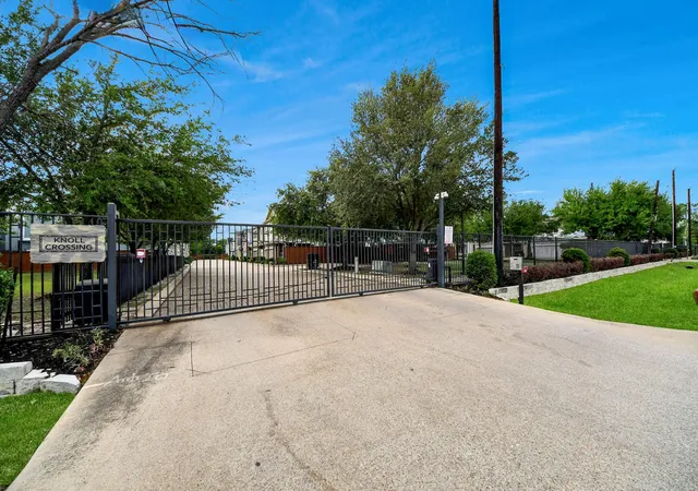 5th image of 8913 Aventino Wy, Houston, TX 77080 | MLS# 37652507