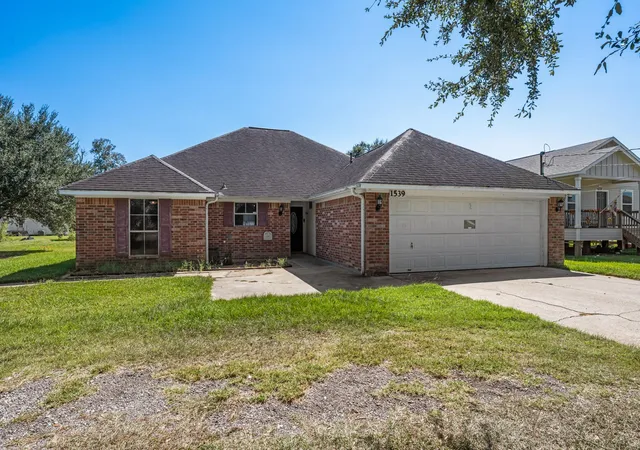 Homes for sale in Beaumont, TX | 1539 Hillebrandt Rd, Beaumont, TX 77705 | MLS# 33650320