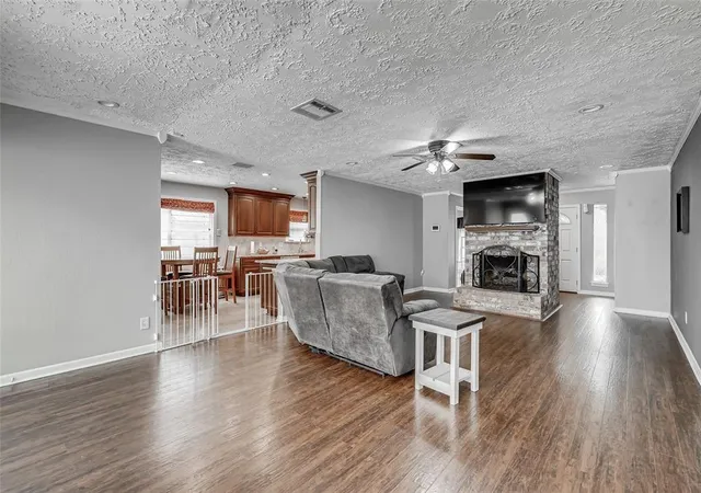 Photo 2 of Single family home for sale at 23007 Squirrel Tree St, Spring, TX 77389 | MLS# 7645548 | Listing updated on 2026-09-05