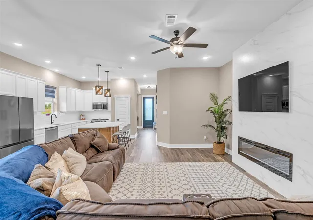 Photo 3 of Single family home for sale at 18635 Adventurous Wy, Cypress, TX 77433 | MLS# 90987636 | Listing updated on 2026-09-13