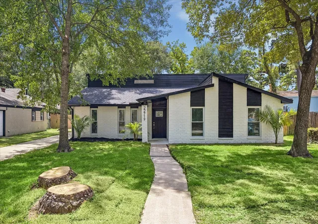 Photo 1 of Sale Pending at 22719 Lemon Grv Dr, Spring, TX 77373 | MLS# 46159159 | Listing updated on 2026-09-18