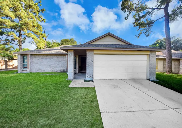 Photo 3 of Single family home for sale at 22122 Breezy Hl Dr, Katy, TX 77449 | MLS# 21829143 | Listing updated on 2026-07-22