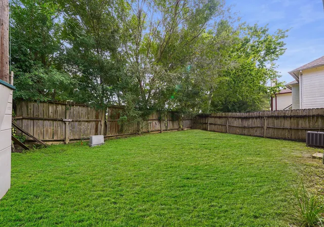 Photo 3 of Single family home for sale at 7620 Goudin Dr, Missouri City, TX 77489 | MLS# 68217002 | Listing updated on 2026-08-08