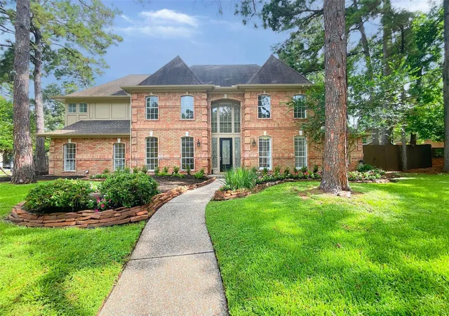 2nd image of 1810 Seven Maples Dr, Humble, TX 77345 | MLS# 74285470