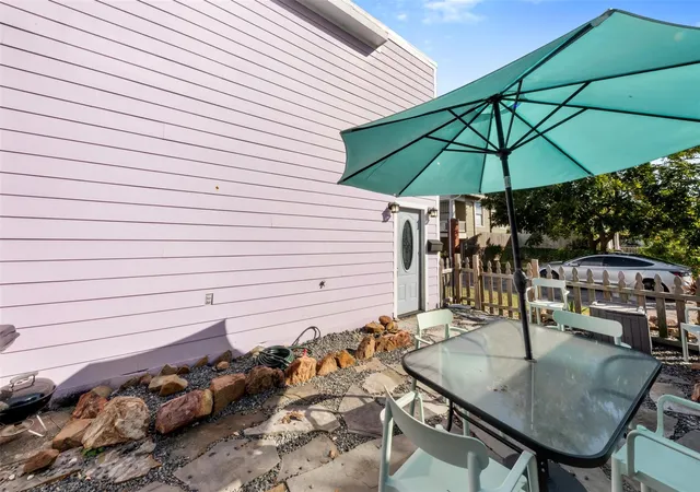 Photo 4 of Single family home for sale at 3218 Ave Q 1/2, Galveston, TX 77550 | MLS# 23445101 | Listing updated on 2026-08-18