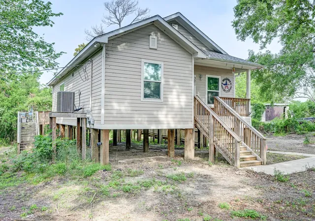 4th image of 301 Bayou Dr, Channelview, TX 77530 | MLS# 64286483
