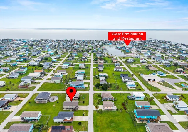 Photo 3 of Single family home for sale at 4122 Kent Dr, Galveston, TX 77554 | MLS# 28166365 | Listing updated on 2026-07-11