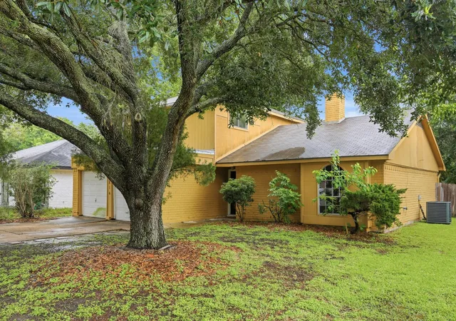 2nd image of 6814 Indian Falls Dr, Missouri City, TX 77489 | MLS# 11465414