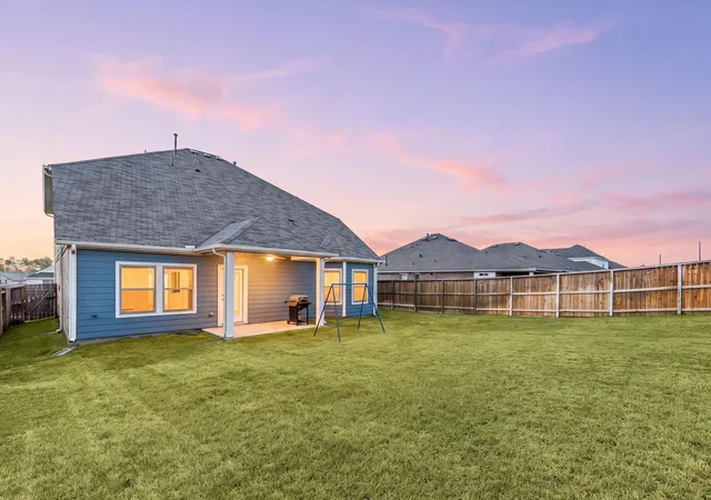 3rd image of 333 Flower Reed Ct, Magnolia, TX 77354 | MLS# 93182929