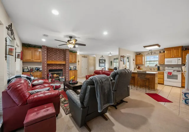 Photo 4 of Single family home for sale at 98 Heather Ln, Trinity, TX 75862 | MLS# 17885106 | Listing updated on 2026-08-29