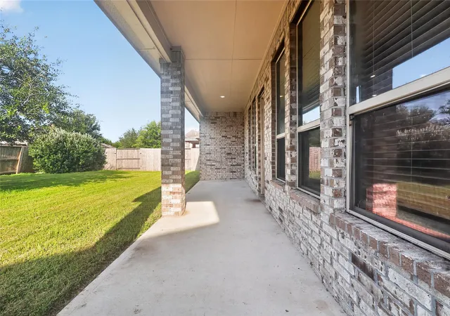 Photo 4 of Single family home for sale at 3626 Pasteur Ln, Rosharon, TX 77583 | MLS# 94818234 | Listing updated on 2026-09-10