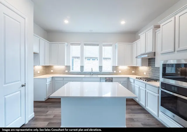Photo 4 of Single family home for sale at 18651 Cypress Hl Dr, Rosharon, TX 77583 | MLS# 19302412 | Listing updated on 2026-09-05