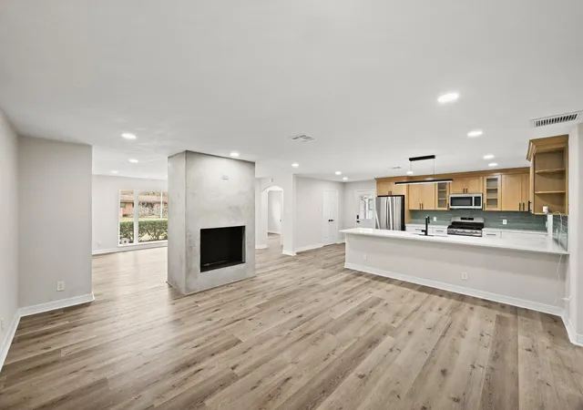 Photo 3 of Single family home for sale at 3011 Freshmeadows Dr, Houston, TX 77063 | MLS# 28578367 | Listing updated on 2026-09-17