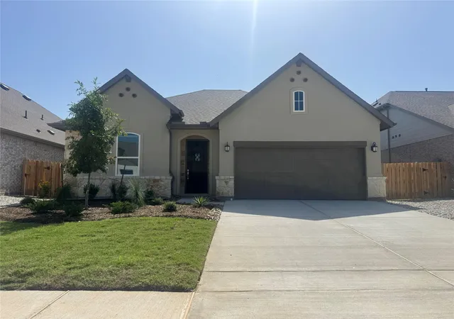 Photo 1 of Single family home for sale at 2183 Stillhouse Dr, Montgomery, TX 77316 | MLS# 33276691 | Listing updated on 2026-09-08
