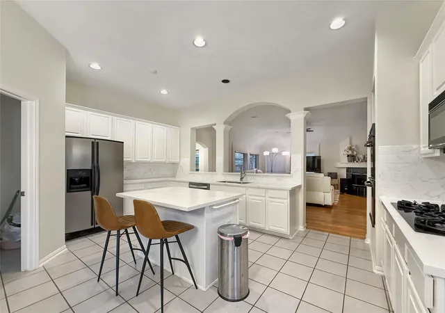 3rd image of 2723 Kimbleton Ct, Houston, TX 77082 | MLS# 46141227