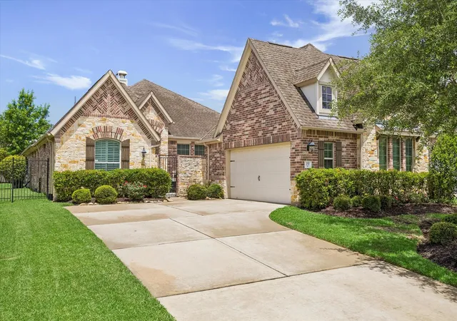1st image of 19 Peace Tree Wy, Tomball, TX 77375 | MLS# 39769372